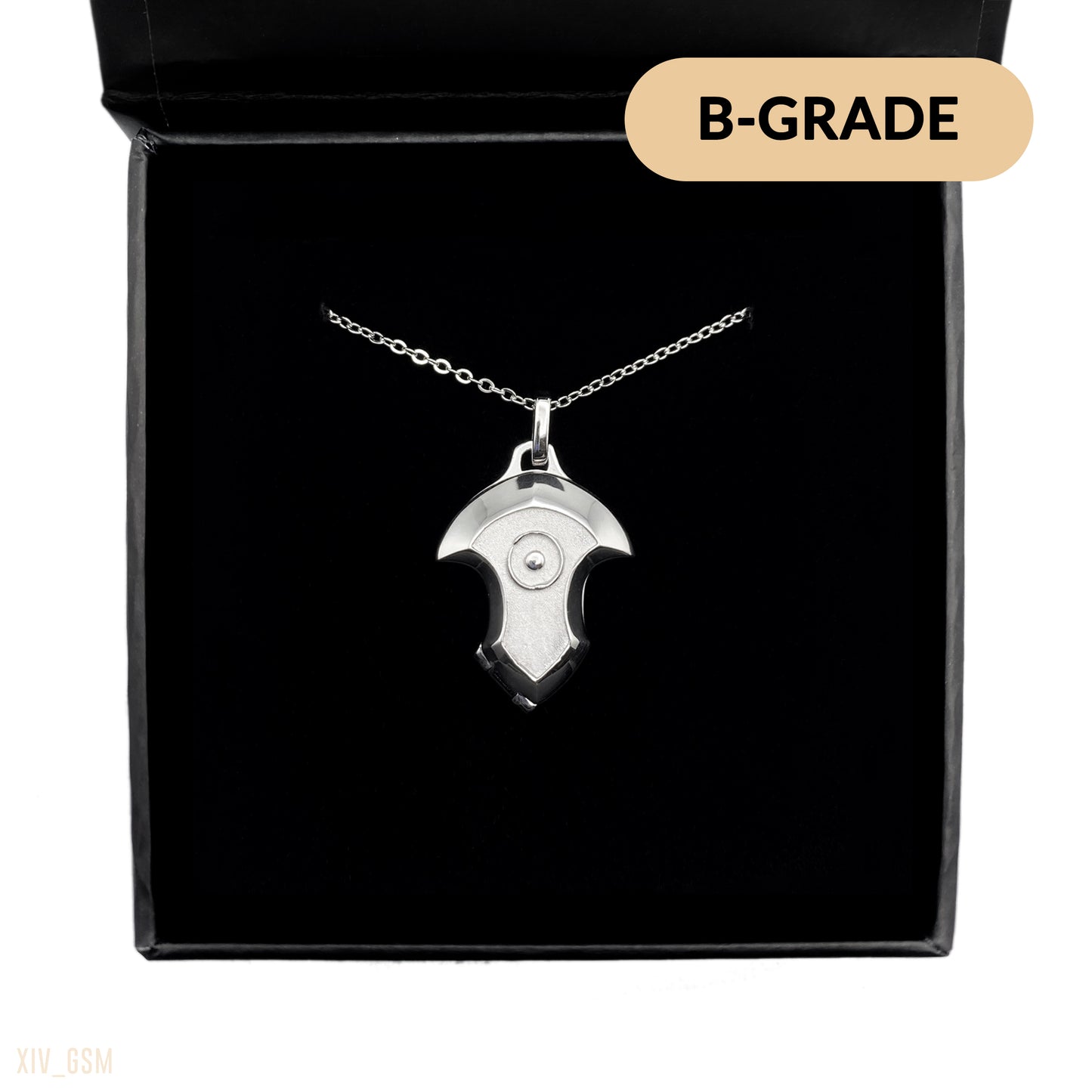 Legacy Locket of the Traveler [B-GRADE]